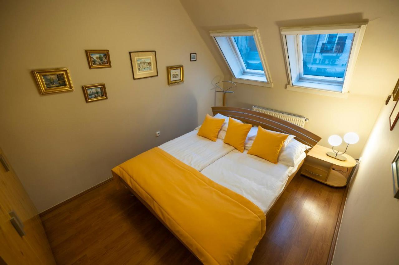 La Grande Apartman Eger Exterior foto